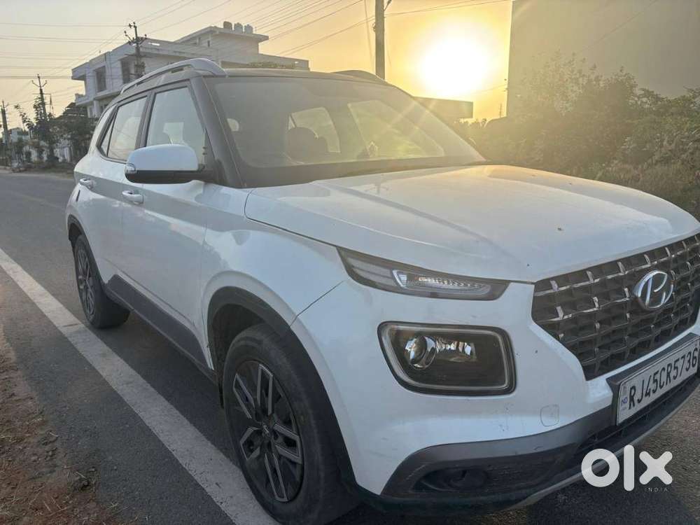 Hyundai Venue Sx 2022 Diesel &ndash; Sunroof