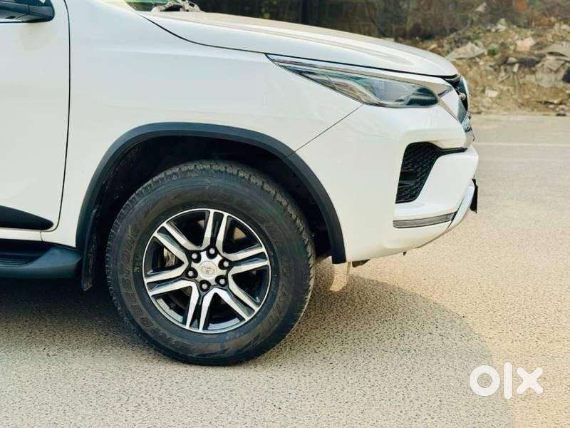Toyota Fortuner 4x2 At 2.8 Diesel, 2021, Diesel