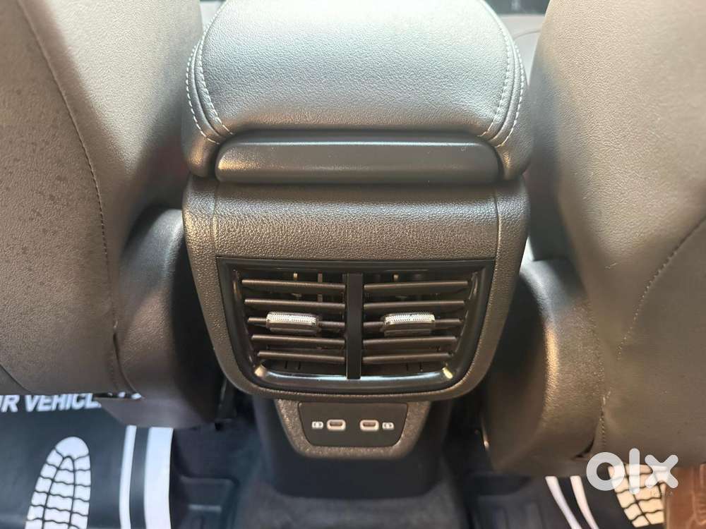 Skoda Kylaq Prestige At, 2025, Petrol