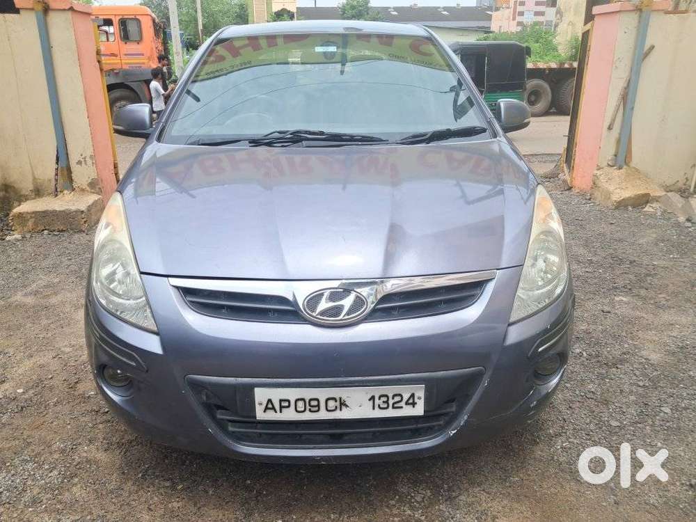 Hyundai I20 Sportz 1.2 Bs-iv, 2012, Petrol