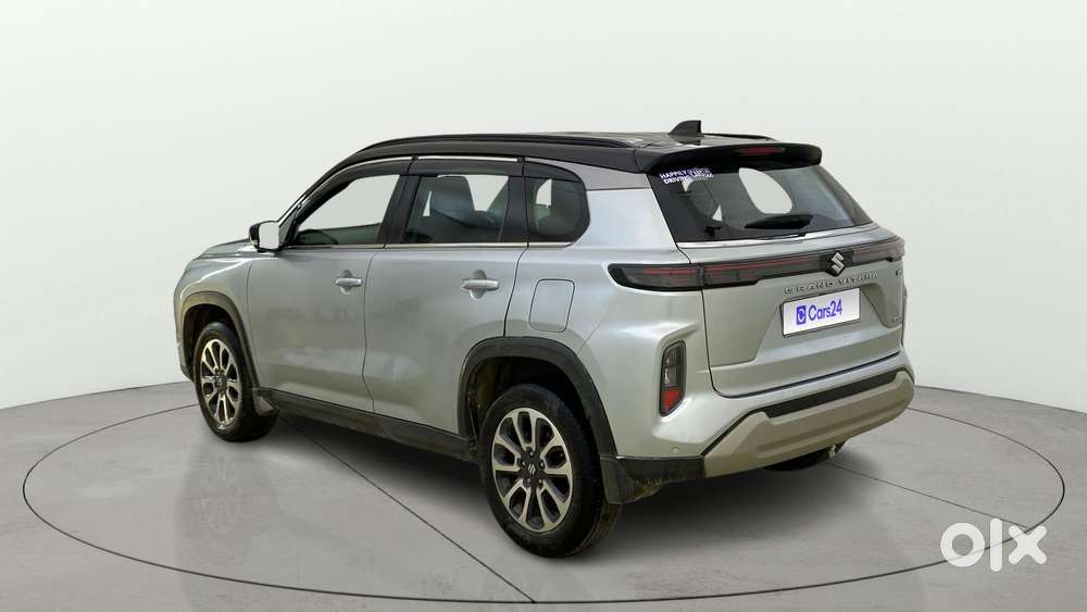 Maruti Suzuki Grand Vitara 1.5 Alpha Smart Hybrid Dual Tone, 2022, P..