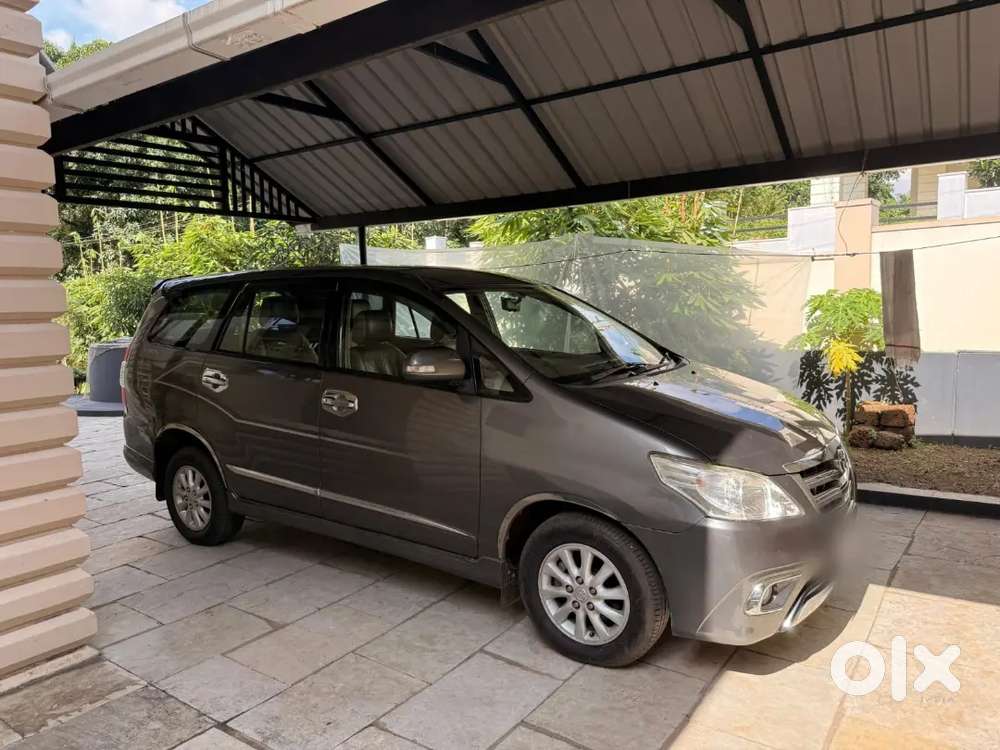 Toyota Innova Z