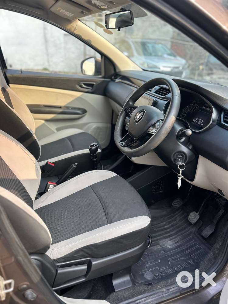 Renault Triber Rxt, 2021, Petrol