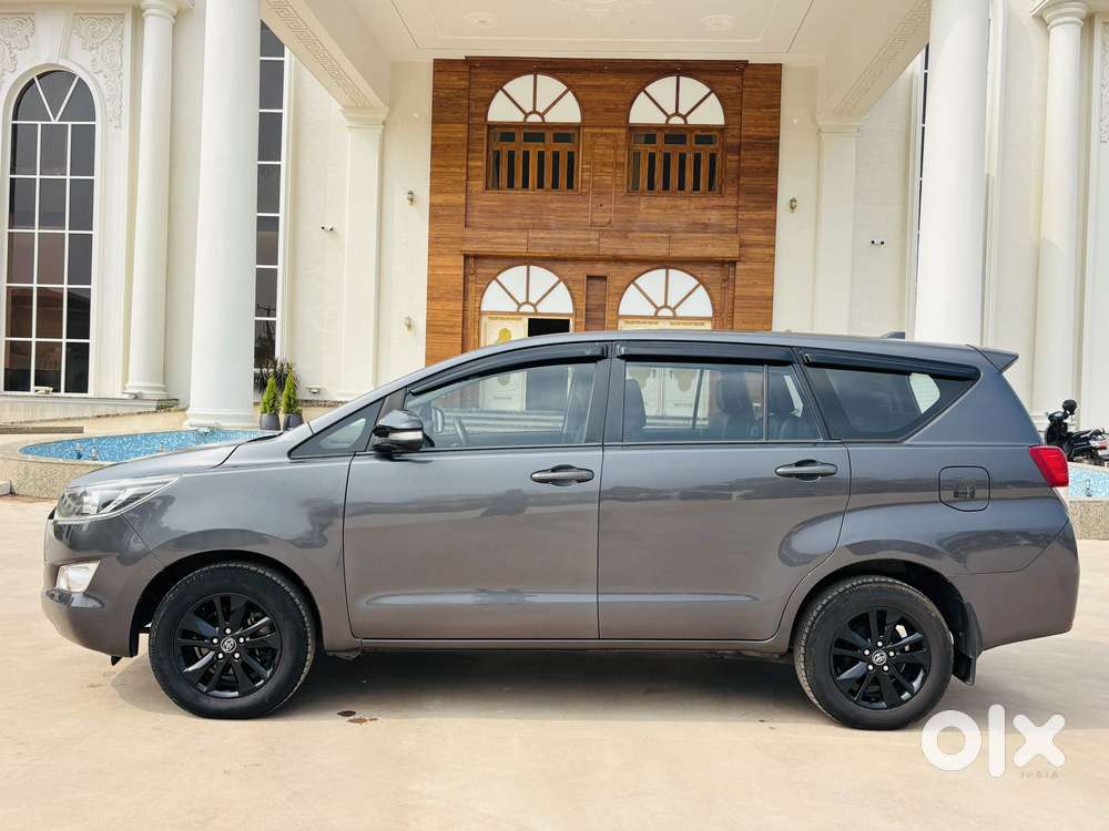 Toyota Innova Crysta 2.4 Gx Mt, 2016, Diesel