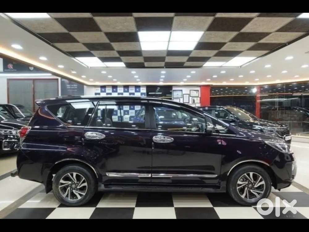 Toyota Innova Crysta 2021 Diesel 118000 Km Driven