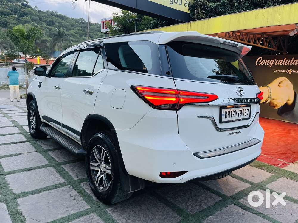 Toyota Fortuner [2021-ongoing] 2.8 2wd Diesel At, 2023, Diesel