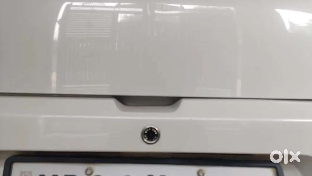 Maruti Suzuki Swift Vxi 2024