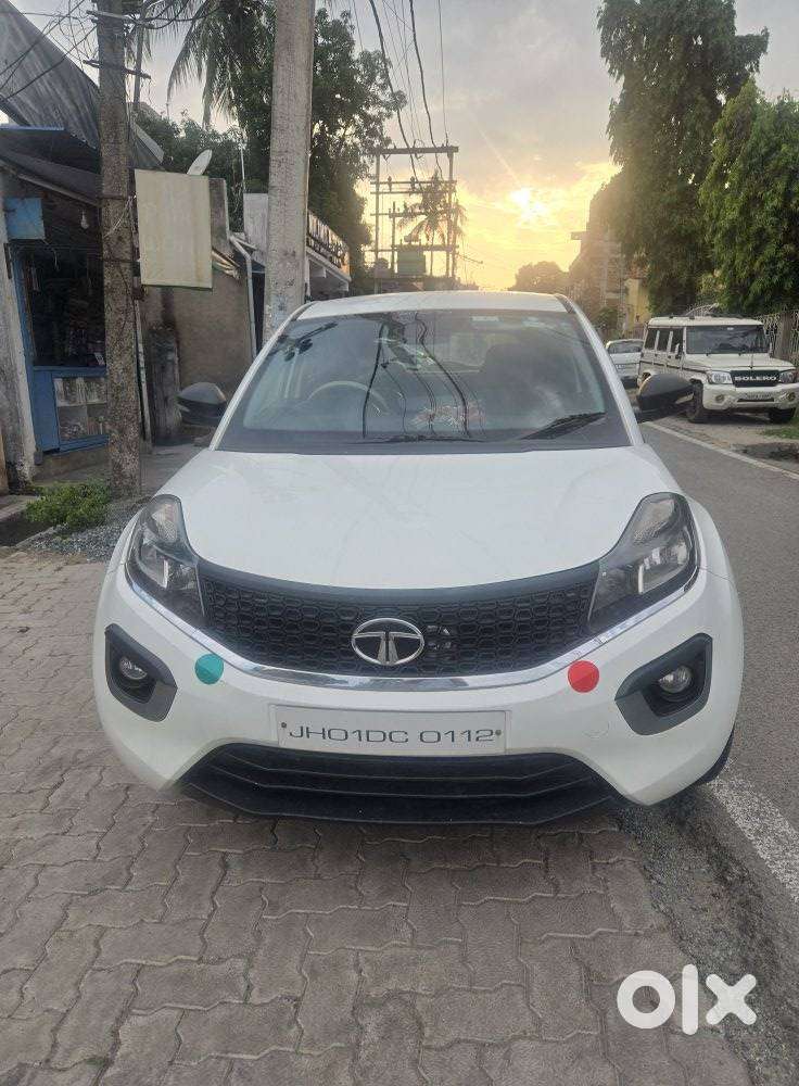 Tata Nexon 1.2 Revotron Xm (s), 2018, Petrol