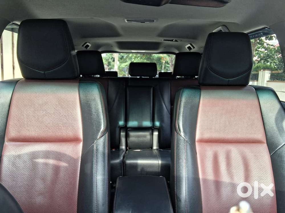 Toyota Fortuner 2.8 Legender 4x4, 2024, Diesel