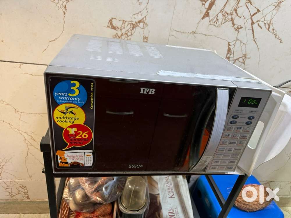A perfectly working IFB microwave is available for sale