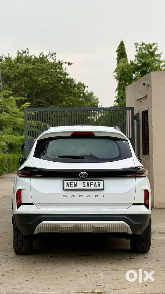 Tata Safari Pure Plus S, 2024, Diesel