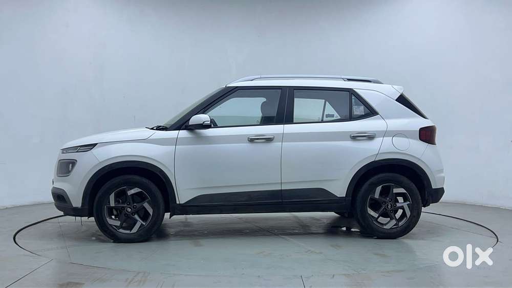 Hyundai Venue Sx Plus Turbo Dct, 2022, Petrol