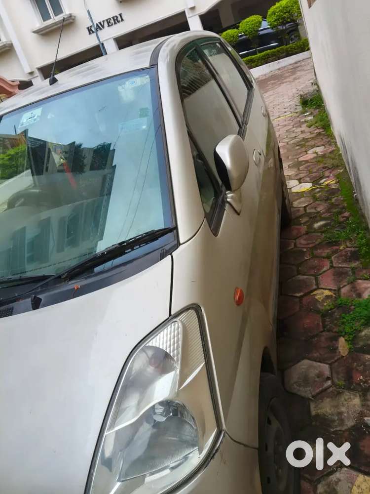 Maruti Zen Estilo Lxi Pure Petrol Less Driven