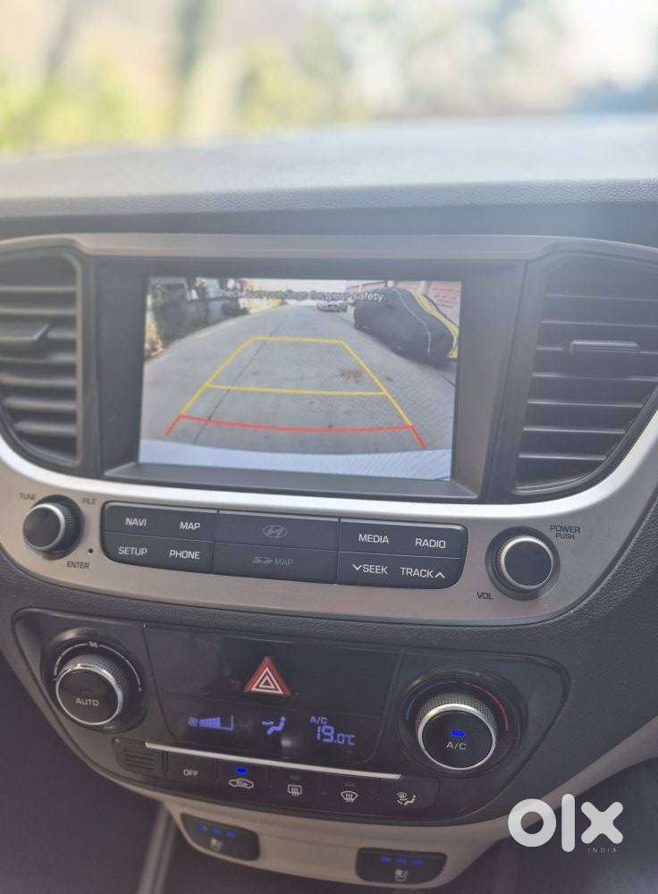 Hyundai Verna 1.6 Sx (o) Vtvt, 2019, Petrol