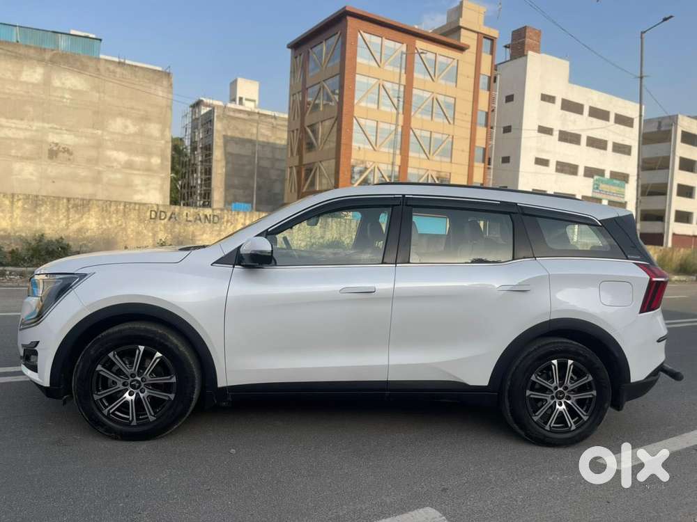 Mahindra Xuv700 Ax7 Luxury Pack Awd, 2023, Diesel