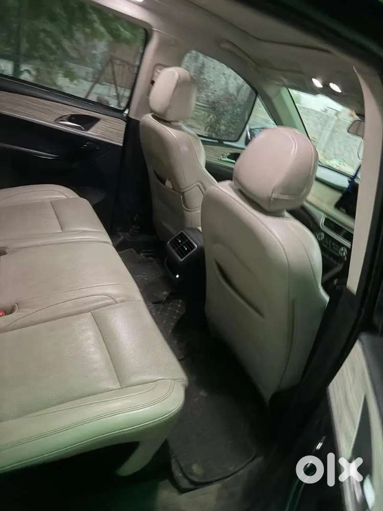 Mahindra Xuv700 Ax7 2021