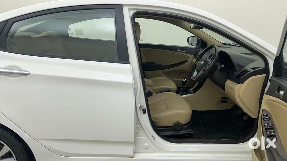 Hyundai Verna 1.6 Sx Vtvt, 2016, Petrol