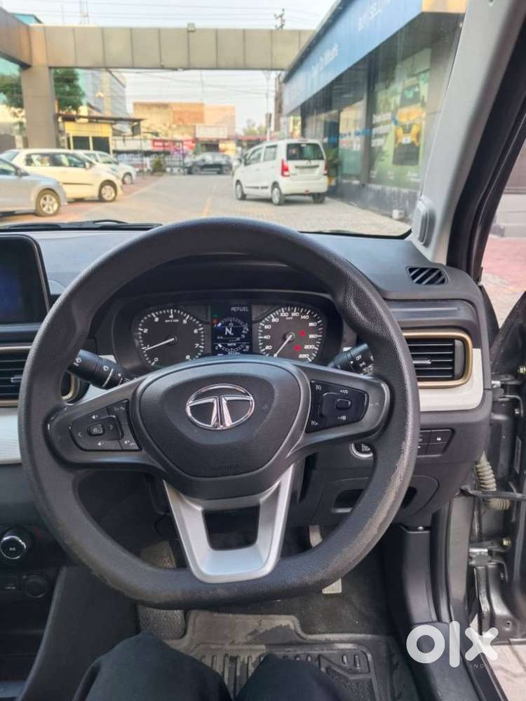 Tata Punch, 2023, Petrol