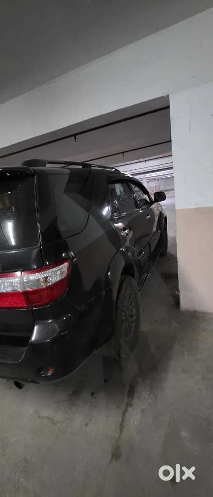 2011 Toyota Fortuner 4x4 - Valid Till 2031