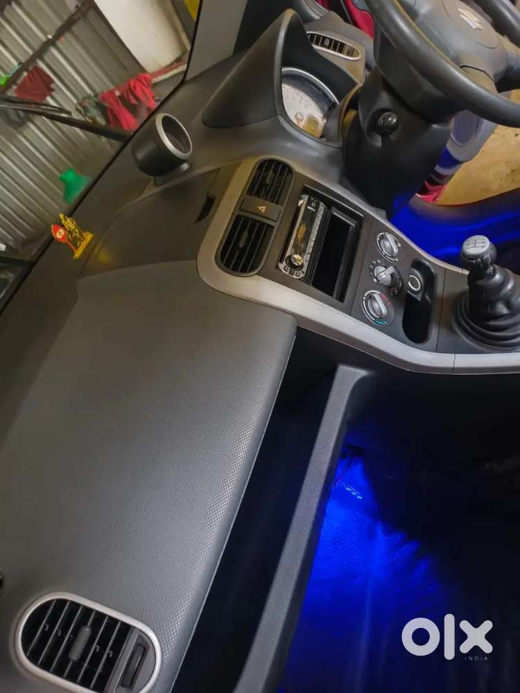 Well Maintained Less Driven Chill Ac  Ps Pw Cl Abs Tyre 70%