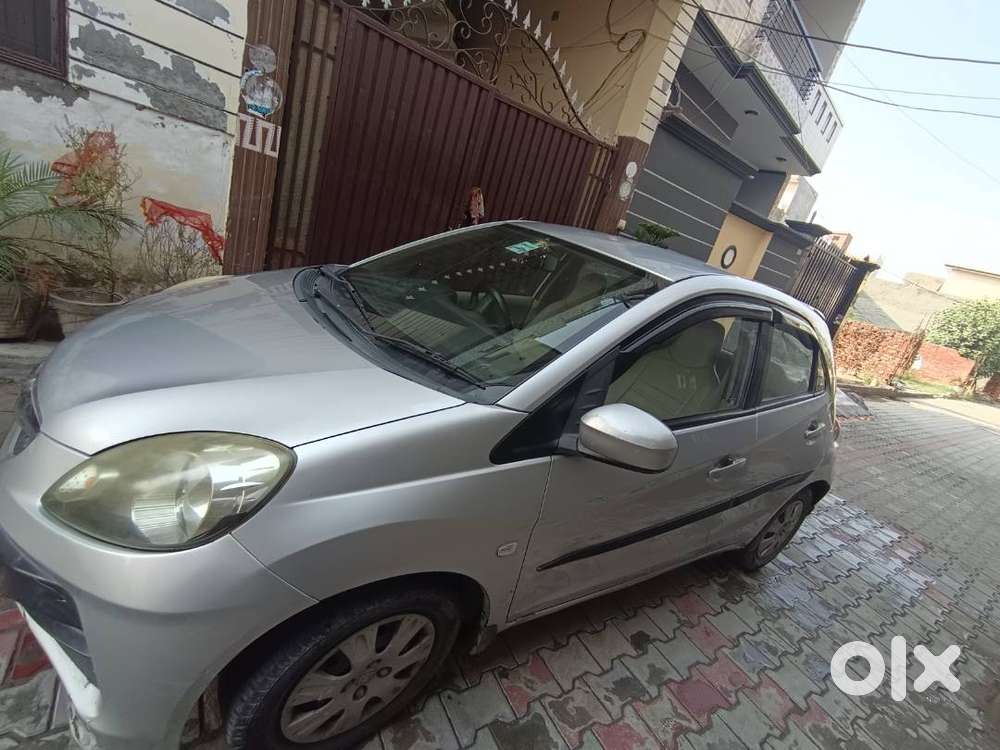 Honda Brio 2012