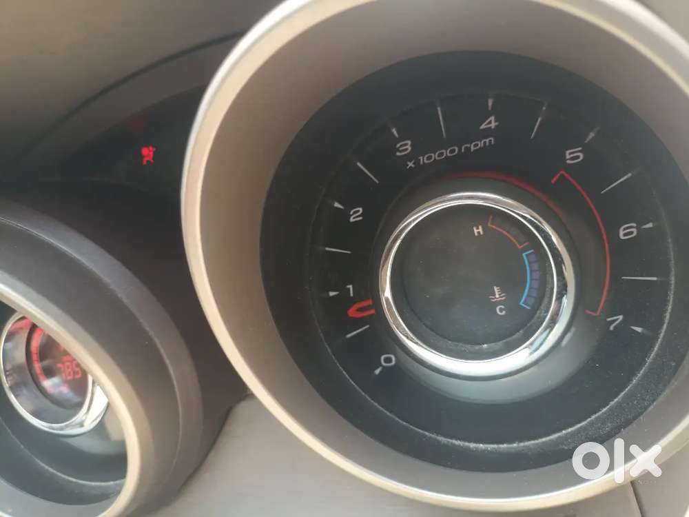 Mahindra Xuv500 2015 Diesel 78543 Km Driven