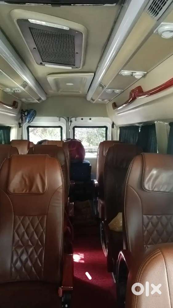 Force Motors Trax Cruiser 2022 Diesel Good Condition. 14 Seater