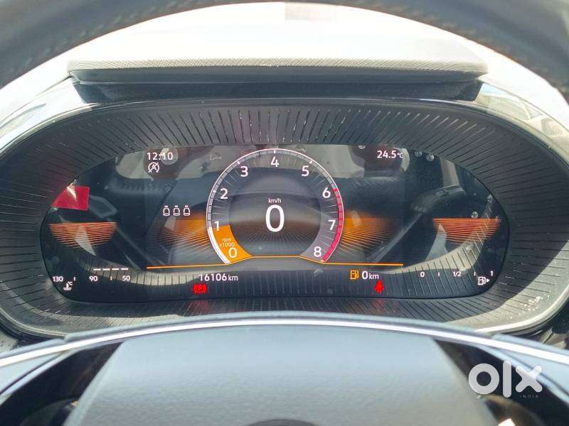 Skoda Slavia Style 1.0l Tsi Mt, 2023, Petrol