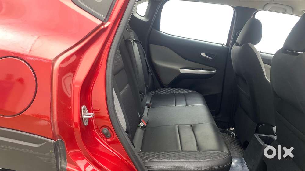 Nissan Magnite 1.0 Xv Premium Turbo Cvt, 2022, Petrol