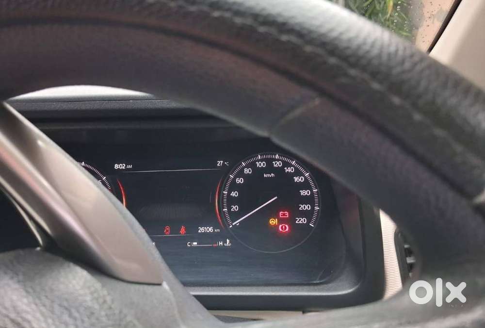 Mahindra Xuv700 2.0 Mx Petrol Mt 5 Str, 2023, Petrol