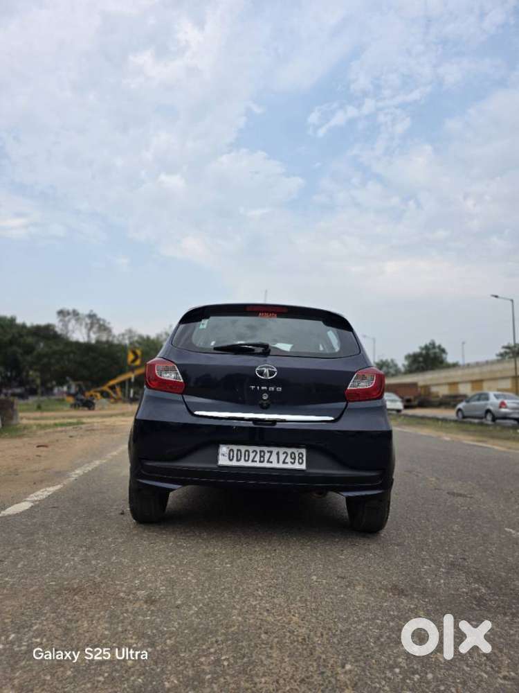 Tata Tiago Xza Plus, 2022, Petrol