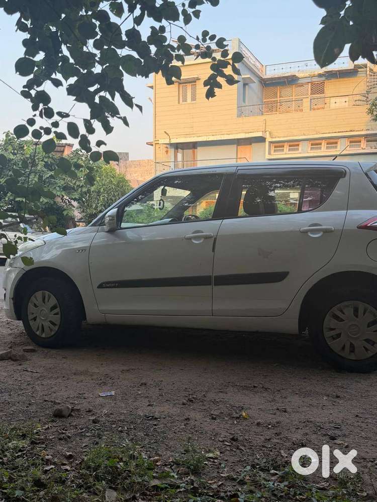 Maruti Suzuki Swift Vxi 2013