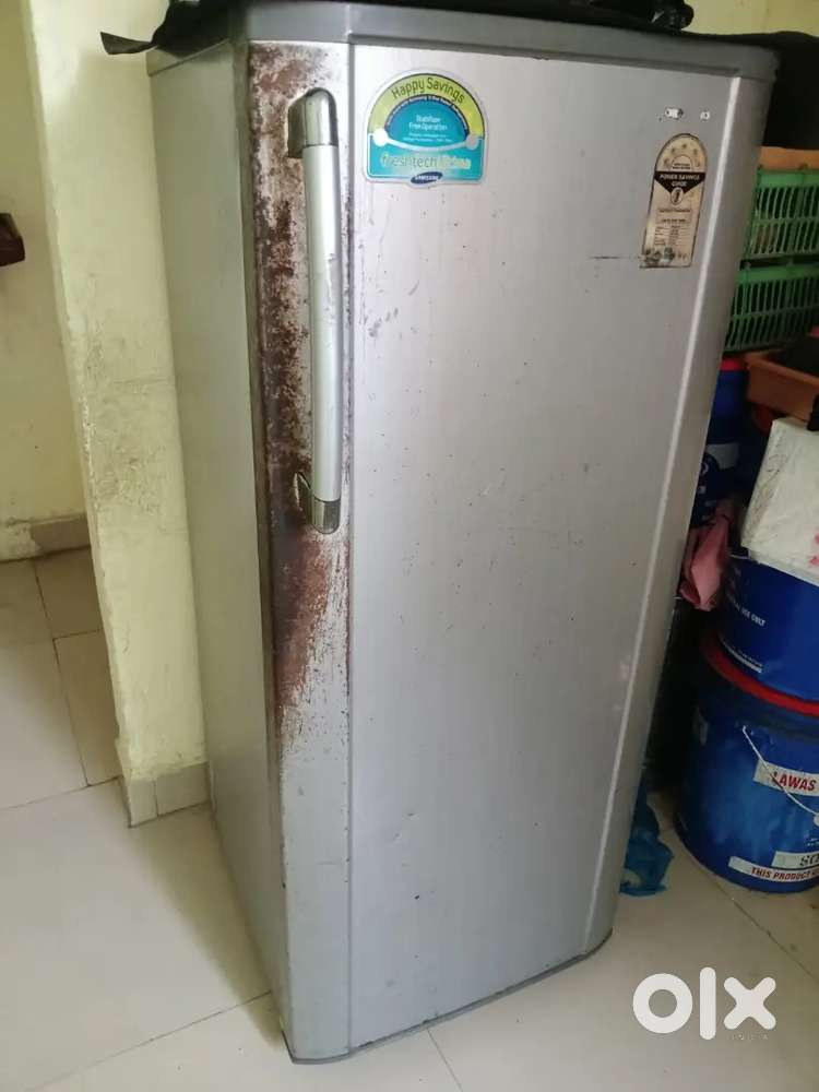 Sumsung refrigerator negotiable