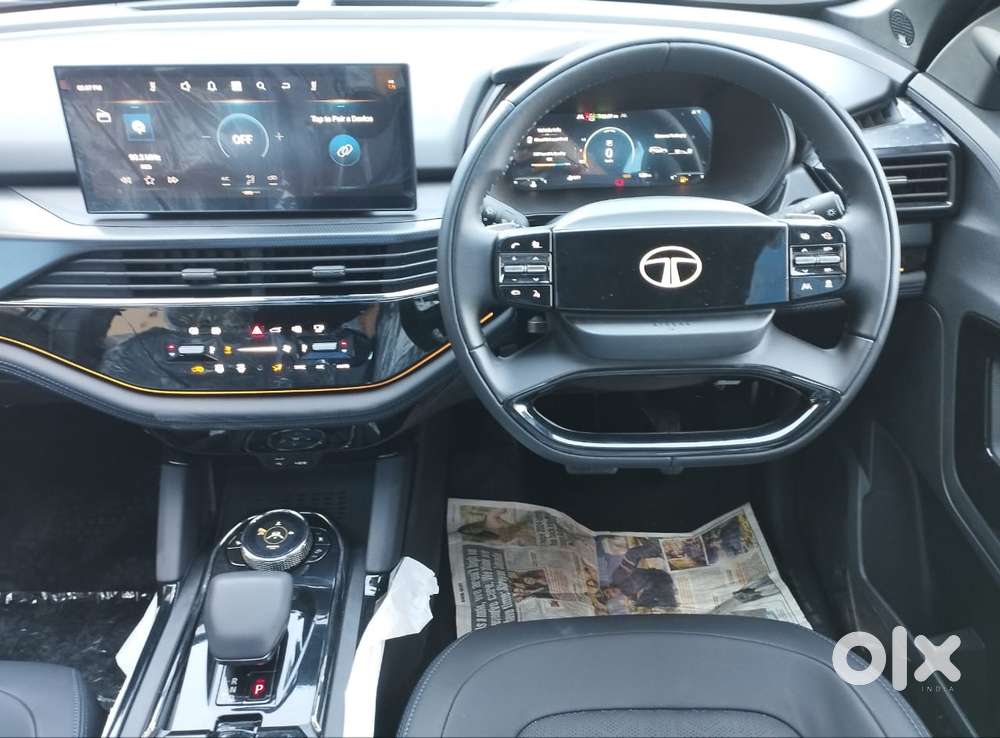 Tata Safari Accomplished Plus Dark Edition At, 2025, Diesel