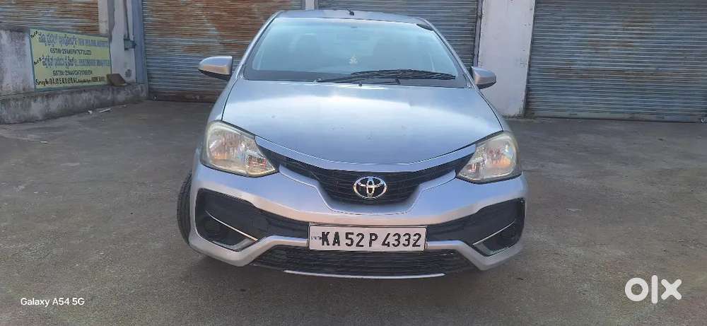 Good Condition New Toyota Clutch Plate And New Tyres New Seat Covers