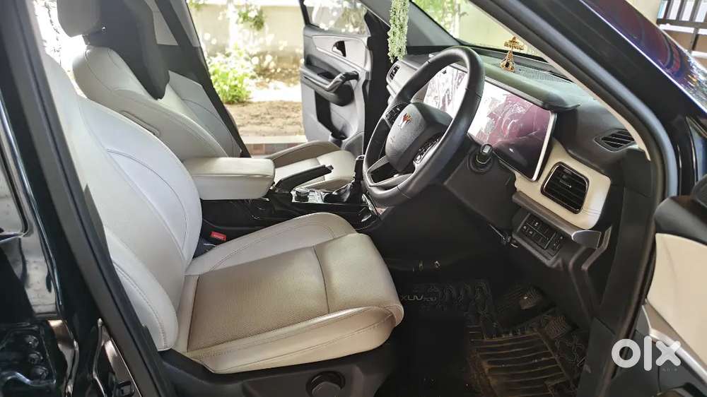 Mahindra Xuv700 Diesel 2025