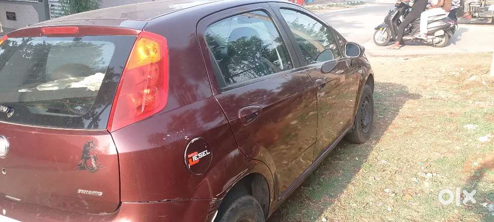 Fiat Grand Punto 2012 Diesel 102000 Km Driven