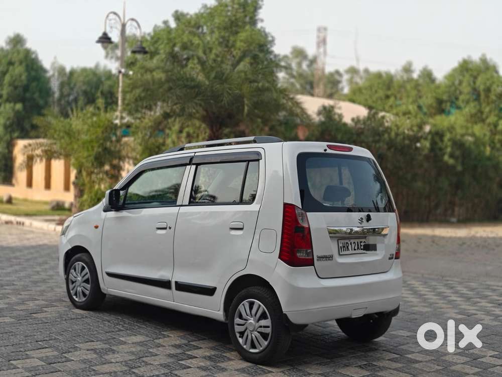 Maruti Suzuki Wagon R Vxi Amt Opt 1.2, 2017, Petrol