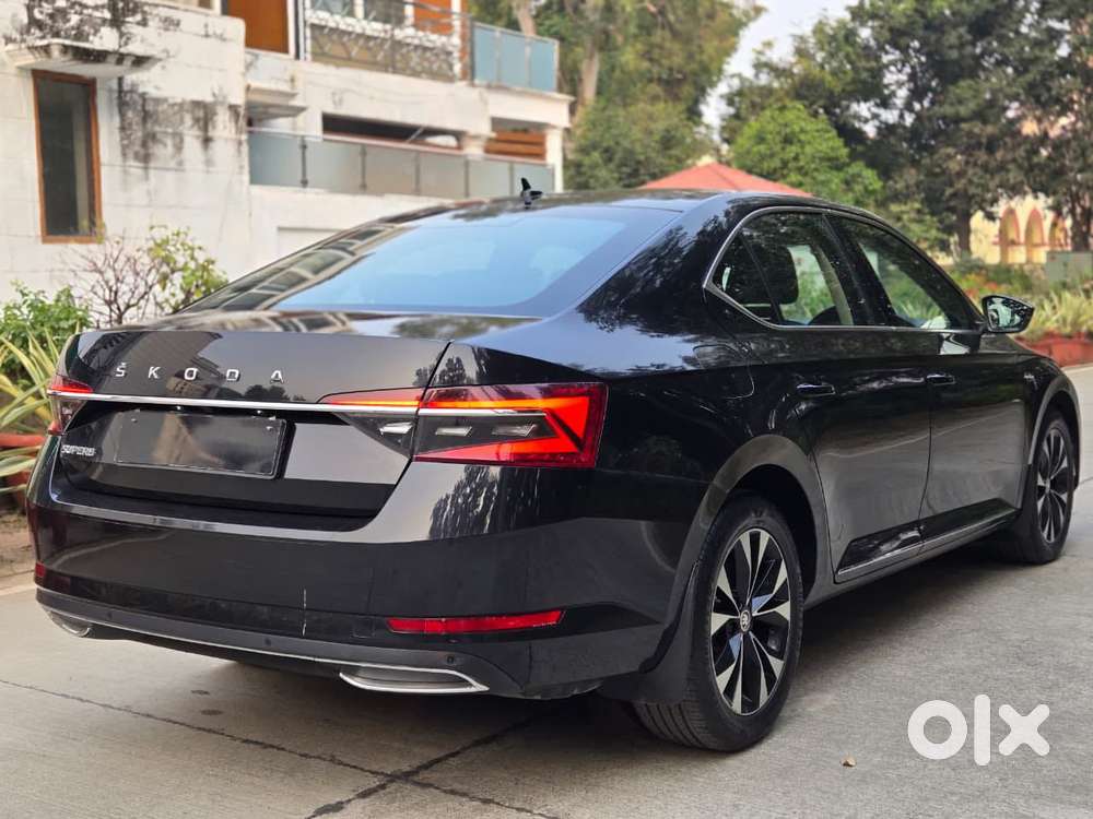 Skoda Superb L&k 1.8 Tsi At, 2020, Petrol