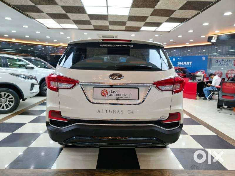Mahindra Alturas G4 4wd At, 2021, Diesel