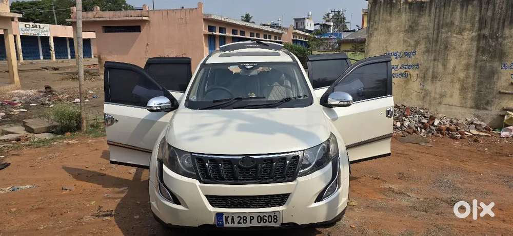 Mahindra Xuv500 2015 Diesel 140000 Km Driven