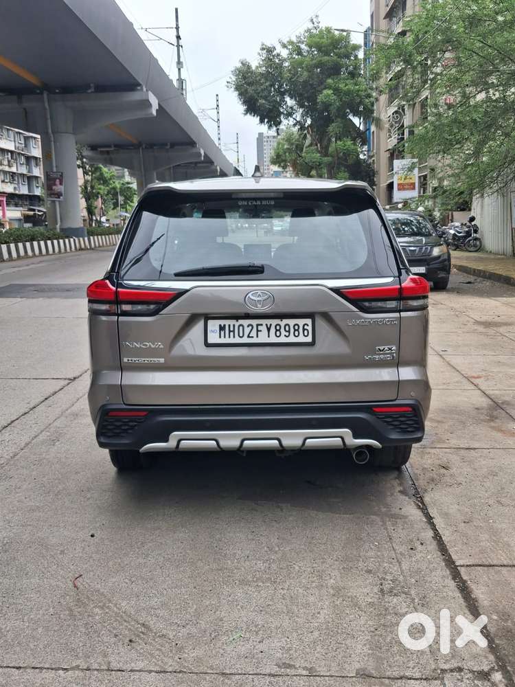 Toyota Innova Hycross 2.0 Vx Hybrid 7 Str, 2023, Petrol