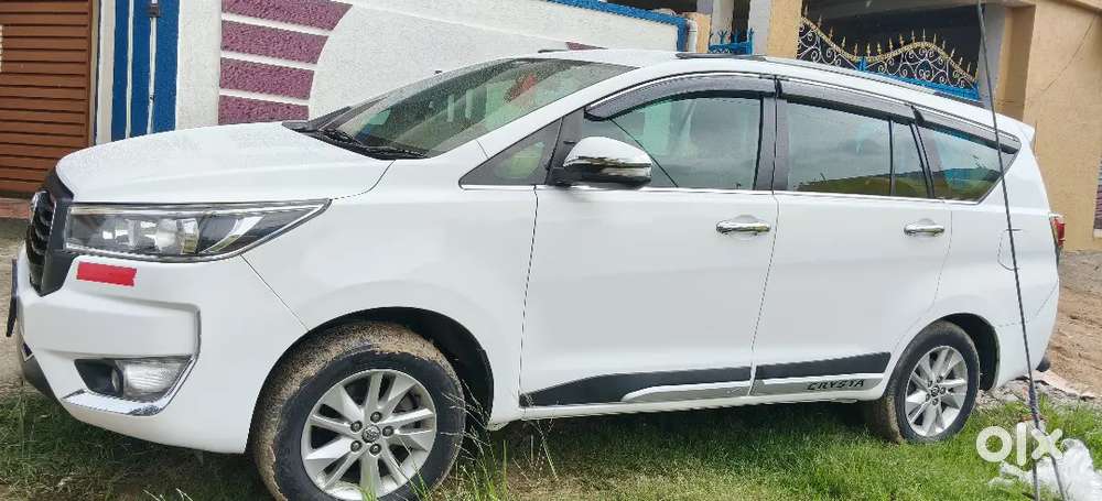 Toyota Innova Crysta 2017