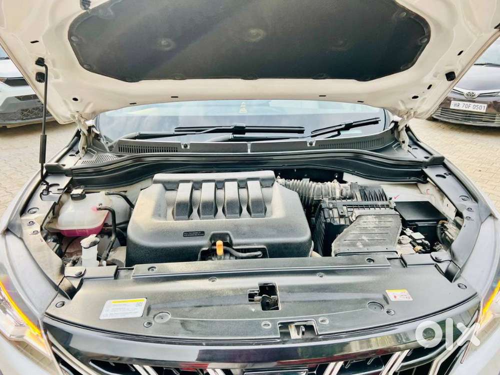 Mahindra Xuv700 2.0 Ax 7 Petrol At Luxury Pack Str, 2024, Petrol