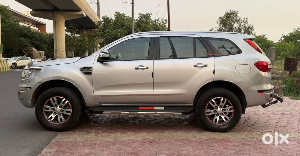 Ford Endeavour 3.2 Titanium At 4x4, 2017, Diesel
