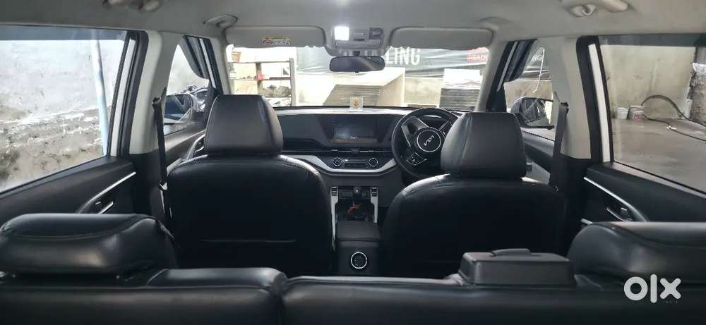 Kia Carens 2023 Petrol Manual