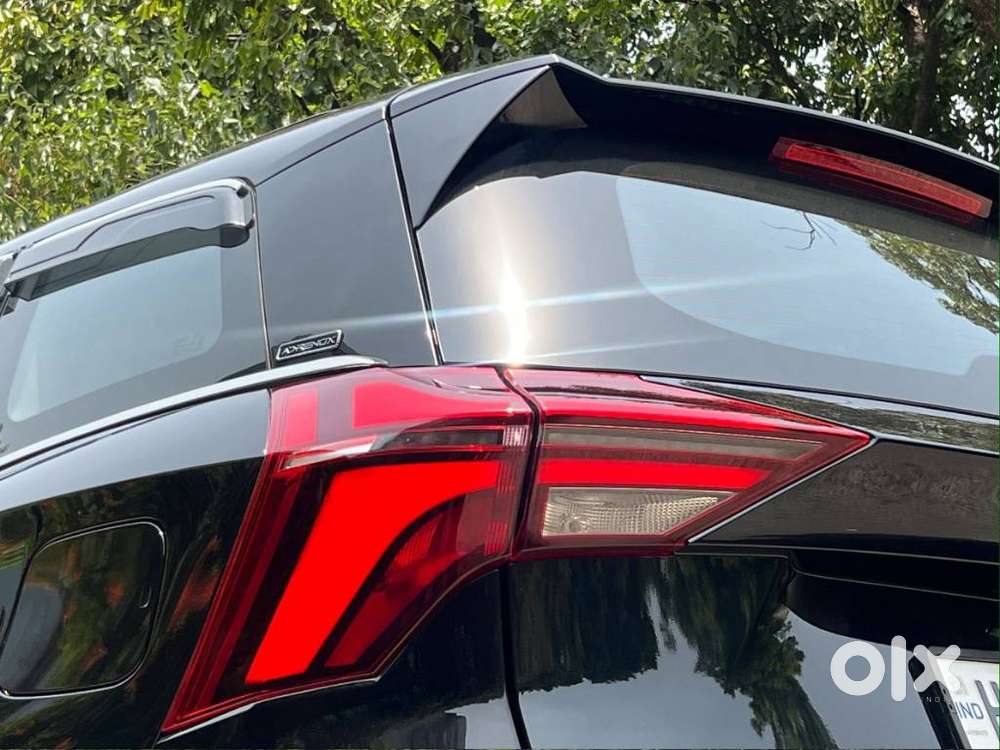 Mahindra Xuv700 2.0 Ax 7 Petrol At Luxury Pack Str, 2025, Petrol