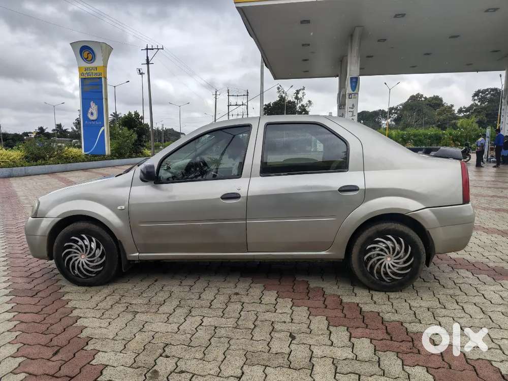 Mahindra Renault Logan 2008