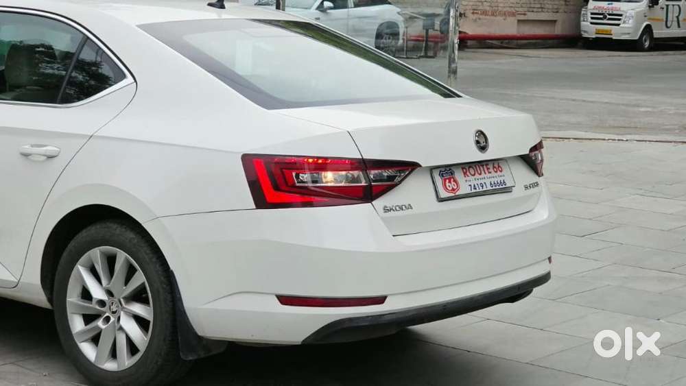 Skoda Superb Lk 1.8 Tsi At, 2016, Petrol