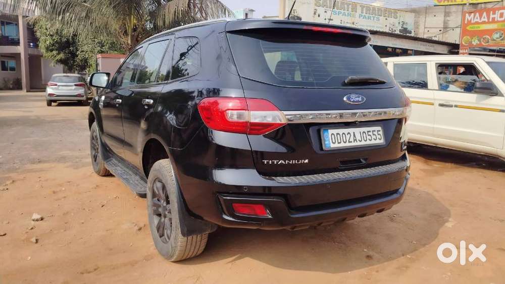 Ford Endeavour 2.2 Titanium At 4x2, 2016, Diesel